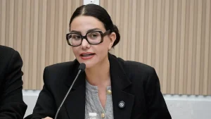 nay-salvatori-se-declara-diputada-independiente-pese-a-proceso-de-morena-por-burlas