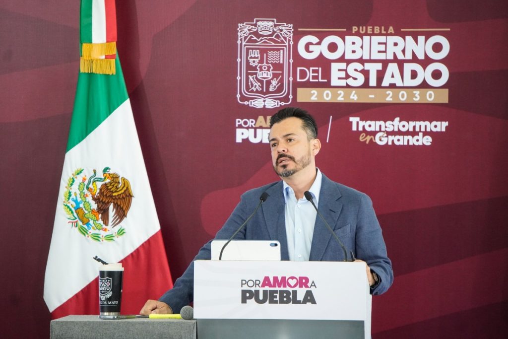 Garcia-Parra-exhibio-a-Simon-Levy-3