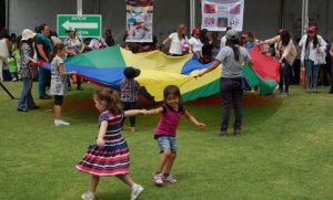 Juegos-jugar-niños-niñas-infancia-méxico-población-infantil-Seguimos-celebrando-el-DíaDeLaNiñayElNiño