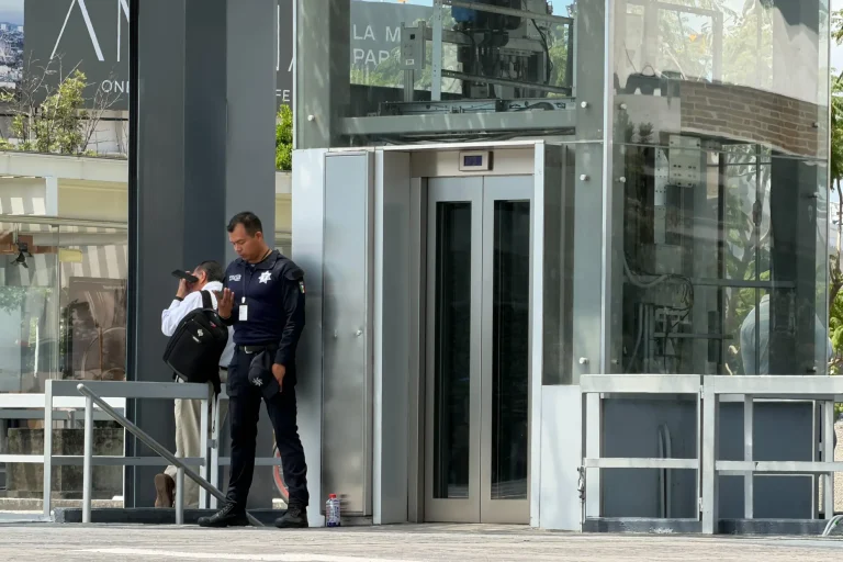 hallan-sin-vida-a-funcionario-estatal-en-el-estacionamiento-del-cis-investigan-suicidio-1