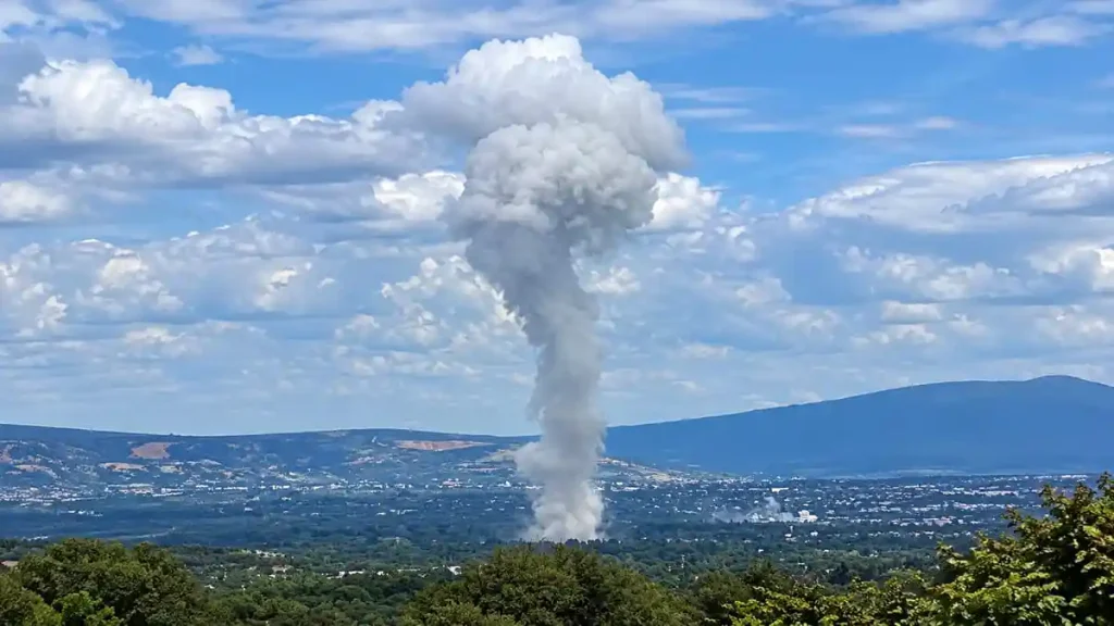 Explota-polvorin-San-Miguel-Zacaola