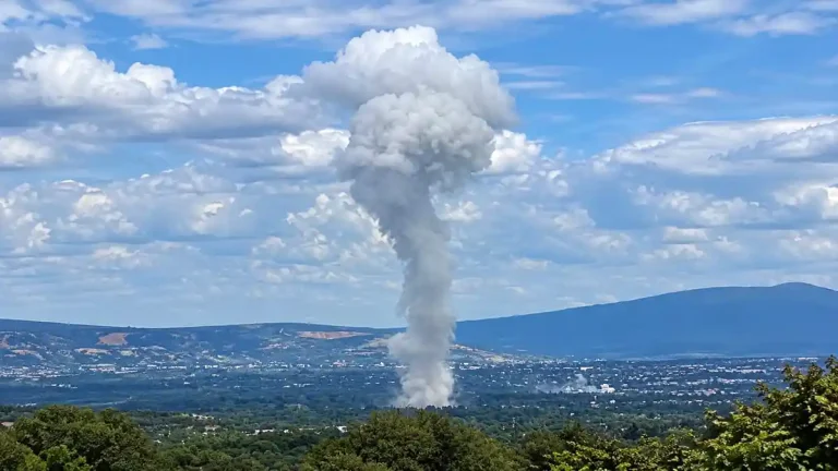 Explota-polvorin-San-Miguel-Zacaola