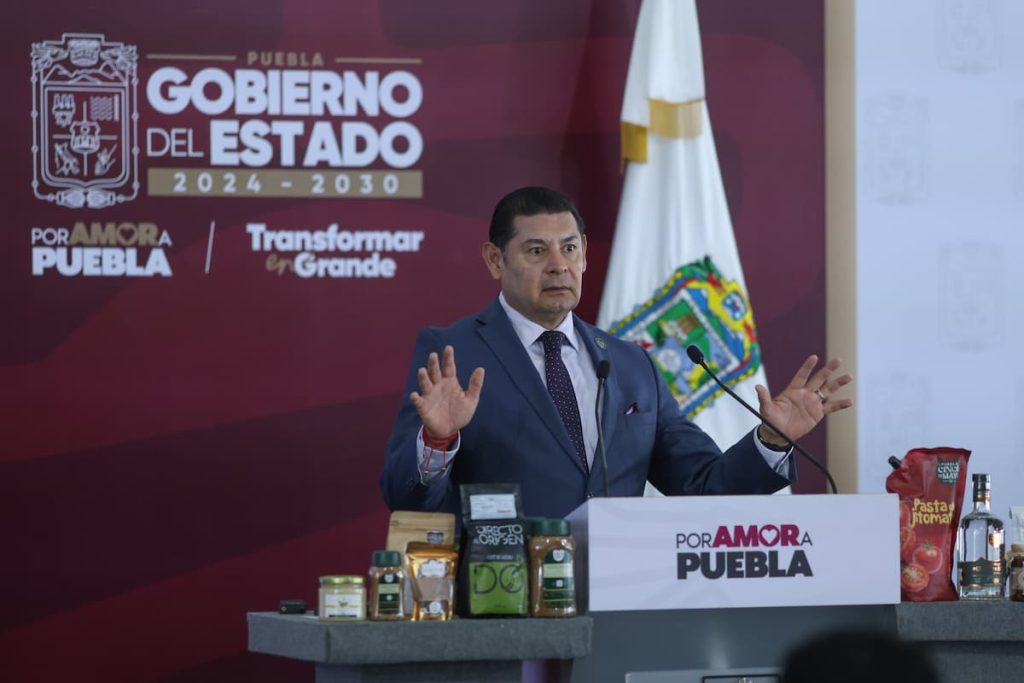 Pide-Armenta-a-Pepe-Chedraui-que-rescate-los-barrios-de-Puebla-2