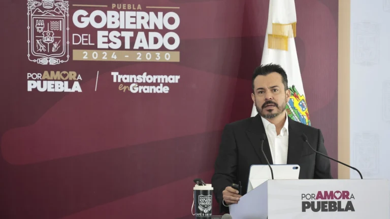 funcionariosPuebla_cargos